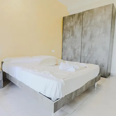 Holabologna Luxury And Flats Konukevi 3*