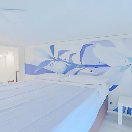 Konukevi Holabologna Luxury And Flats 3*